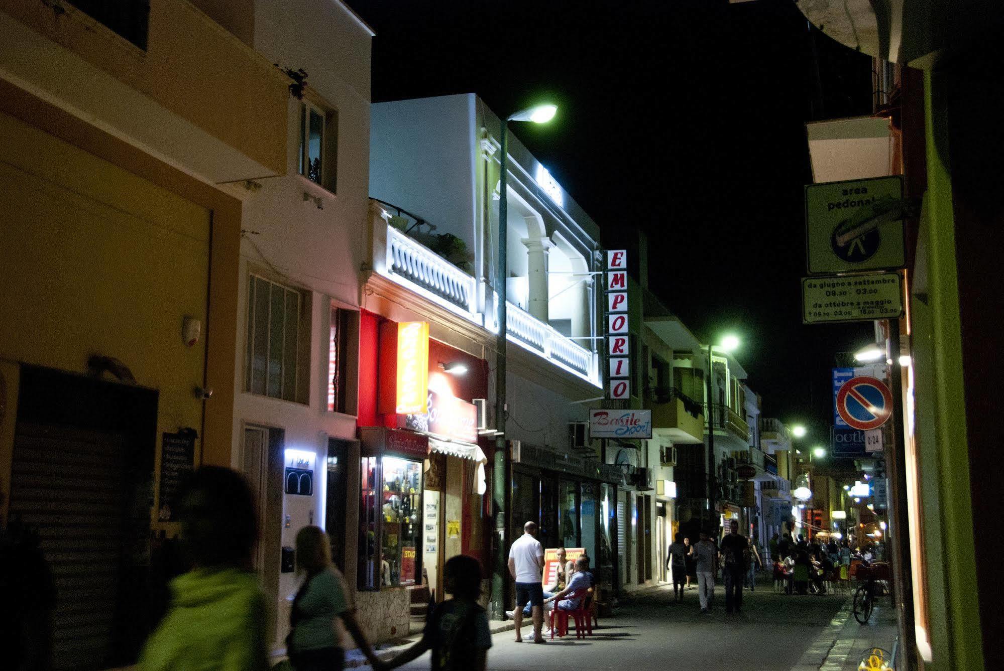 Il Corso Acomodação com café da manhã Porto Cesareo Exterior foto